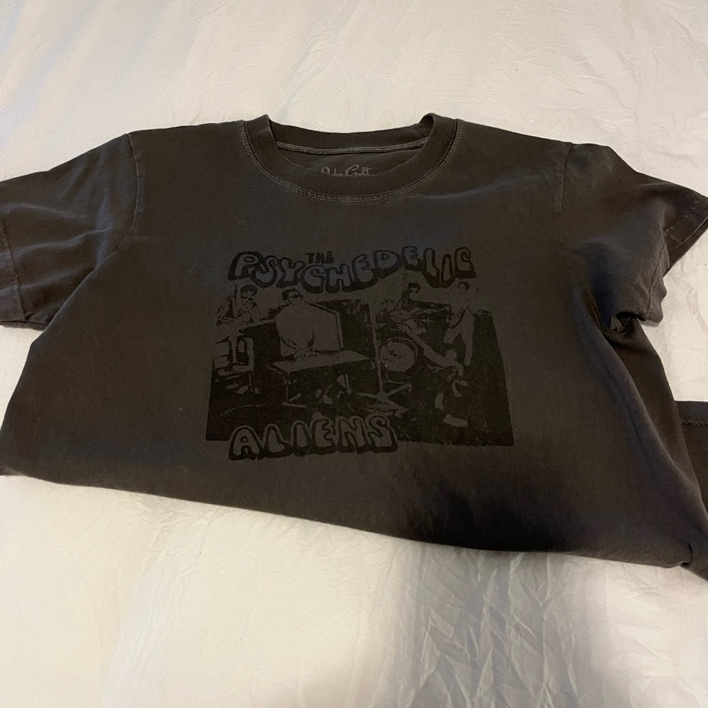 brandy melville graphic tee